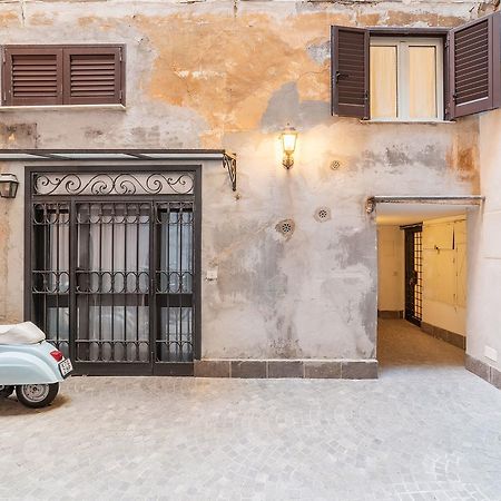 Sweet Little Suite Near Pantheon Рим Екстериор снимка