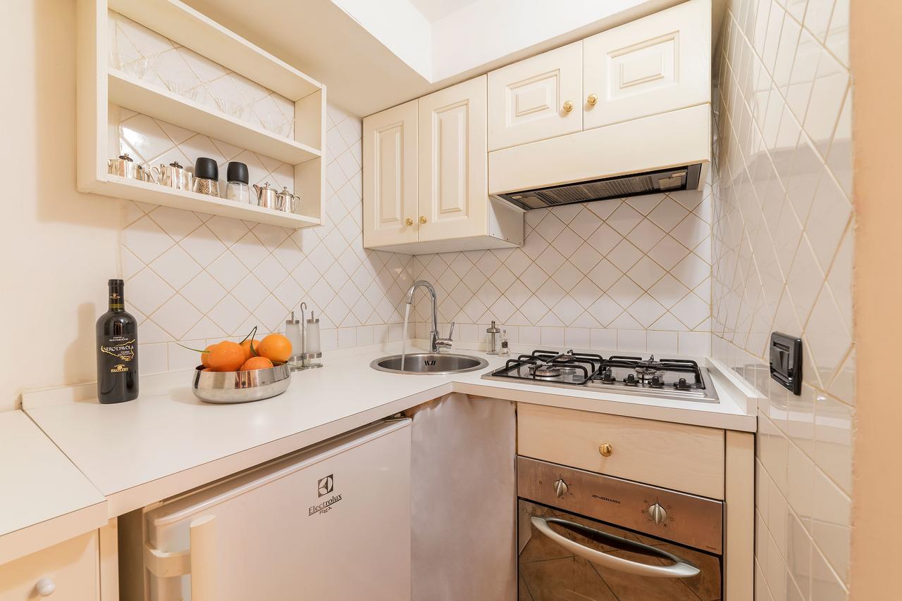 Sweet Little Suite Near Pantheon Рим Екстериор снимка